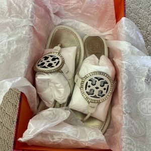 Tory Burch Miller Fringe Sandal gold and white
